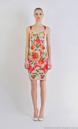 Estampado floral mangas de tiras 22,99€